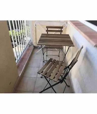 Appartement Charmant Studio Cabin Avec Piscine. Agde